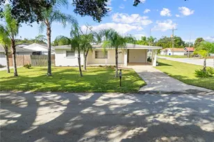 1400 Carolina Ave, Saint Cloud, FL 34769 - Photo 1