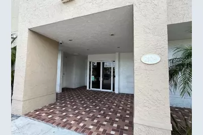 2109 E Palm Avenue, Tampa, FL 33605 - Photo 2