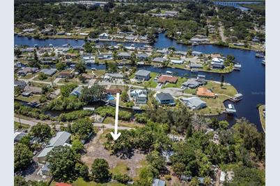 817 2nd Avenue NW, Ruskin, FL 33570 - Photo 6