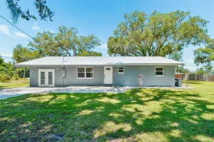 4040 NE 95th Rd, Wildwood, FL 34785 - Photo 2