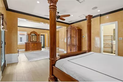 100 W Davis Boulevard, Tampa, FL 33606 - Photo 16