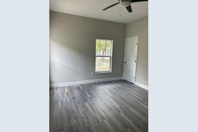 7706 N Riverdale Avenue, Tampa, FL 33604 - Photo 4