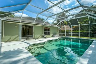 11933 Derbyshire Dr, Tampa, FL 33626 - Photo 22