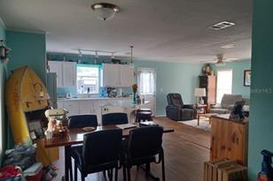 2140 Gondola Dr, Sarasota, FL 34238 - Photo 10