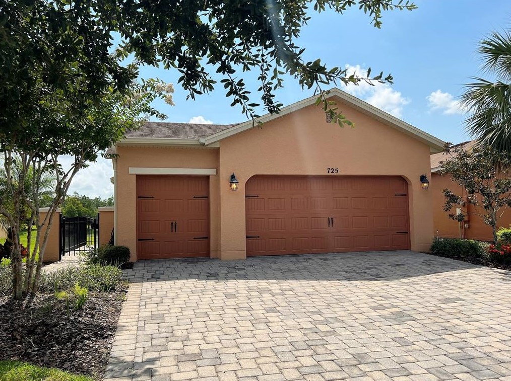 725 Shady Canyon Way, Kissimmee, FL 34759-6207