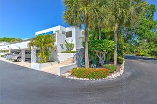 720 Bayport Wy, Longboat Key, FL 34228 - Photo 1