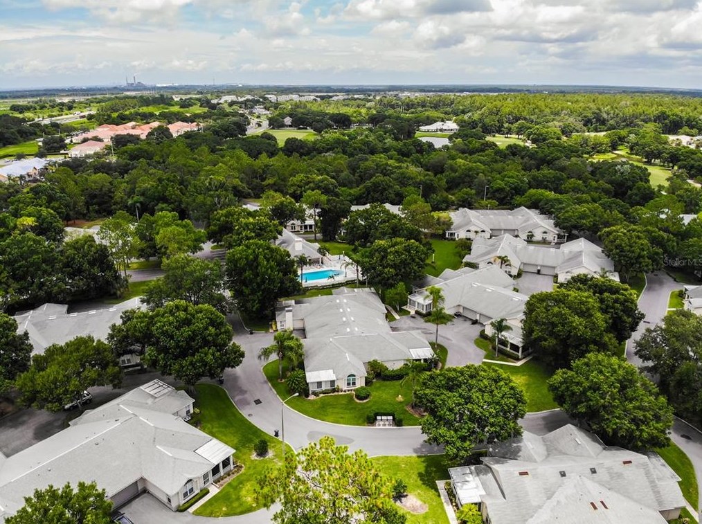 906 Golfview Woods Dr #906, Ruskin, FL 33573