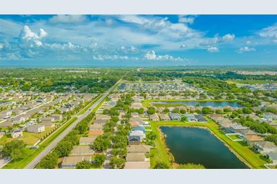 2316 Roanoke Springs Drive, Ruskin, FL 33570 - Photo 34