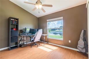 2316 Roanoke Springs Dr, Ruskin, FL 33570 - Photo 10