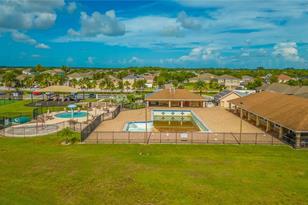 2316 Roanoke Springs Dr, Ruskin, FL 33570 - Photo 36