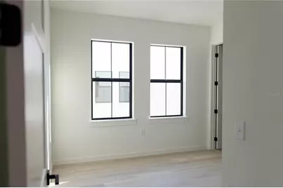 1218 E Kay Street #15, Tampa, FL 33602 - Photo 14
