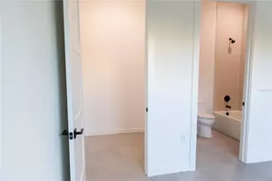 1218 E Kay St, Tampa, FL 33602 - Photo 20