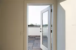 1218 E Kay St, Tampa, FL 33602 - Photo 22