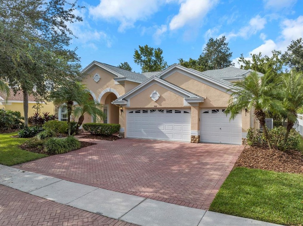 5016 Ashington Landing Dr, Tampa, FL 33647-3514