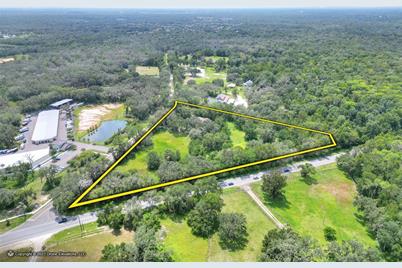 5226 Lithia Springs Road, Lithia, FL 33547 - Photo 2