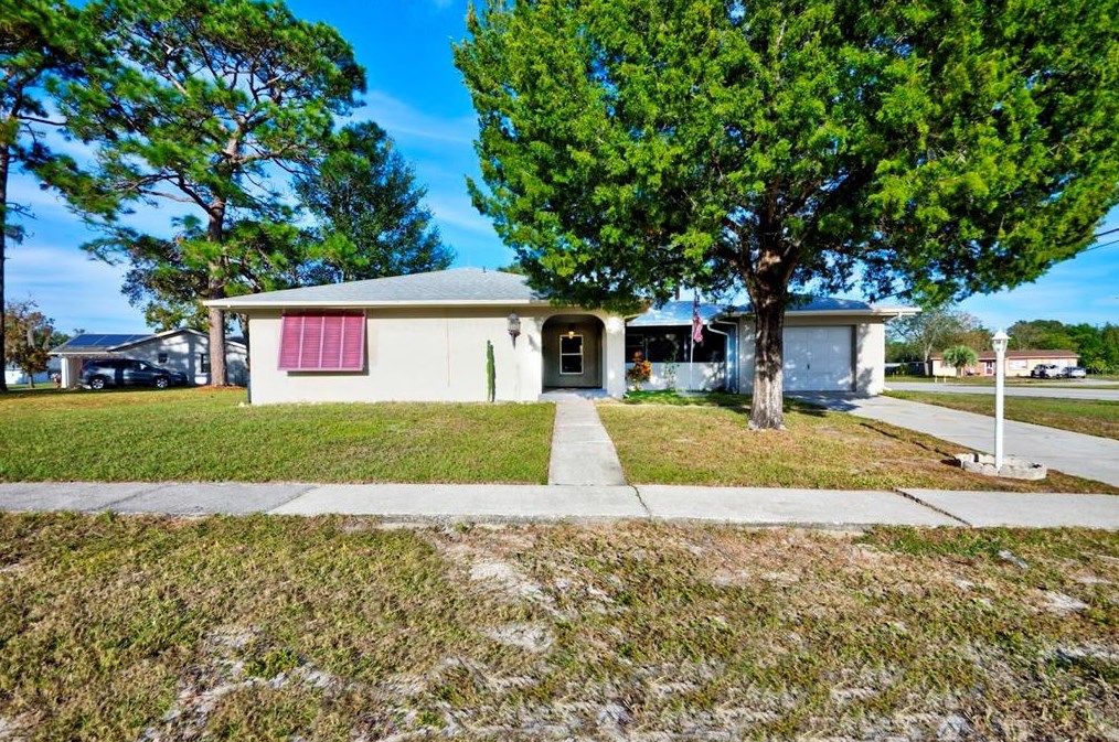 9258 Regatta Cir, Brooksville, FL 34606-1671