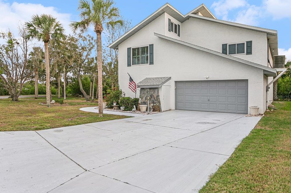 4560 Rickover Ct, New Port Richey, FL 34652-3162
