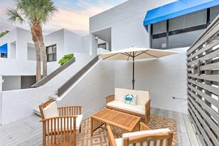 706 Bayport Wy, Longboat Key, FL 34228 - Photo 2