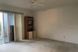 201 Silver Lake Dr, Venice, FL 34292 - Photo 12