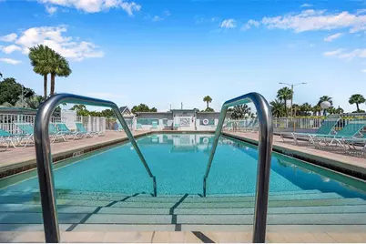 4851 W Gandy Boulevard #B4 L32, Tampa, FL 33611 - Photo 42