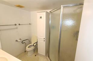 4851 W Gandy Blvd, Tampa, FL 33611 - Photo 16