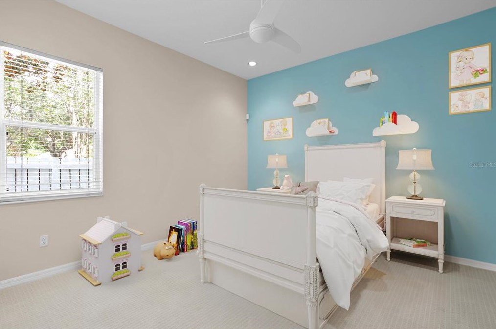 16347 Heathrow Dr, Tampa FL 33647-2641 exterior