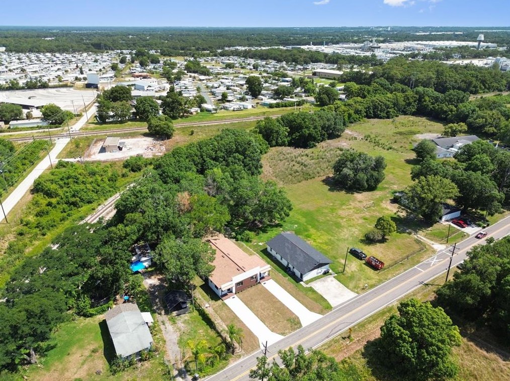 3325 Old Tampa Hwy, Lakeland FL  33815-3542 exterior
