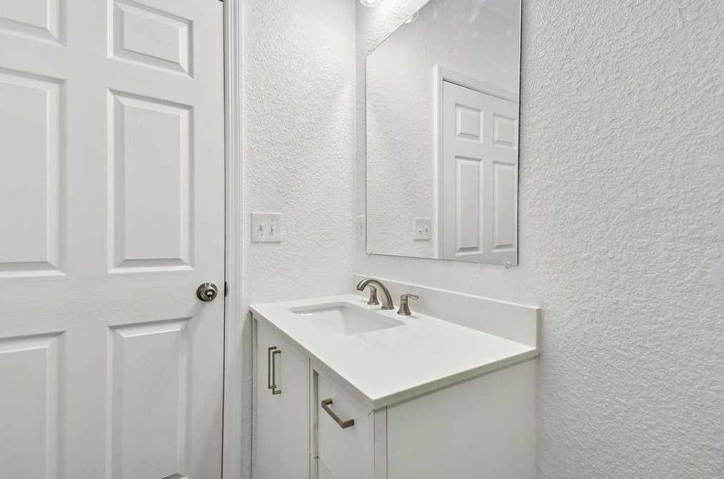 3325 Old Tampa Hwy, Lakeland FL  33815-3542 exterior
