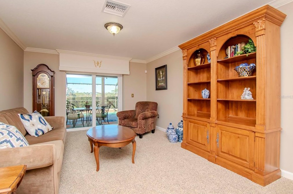 12011 Browning Rd, Lithia FL 33547-2850 exterior