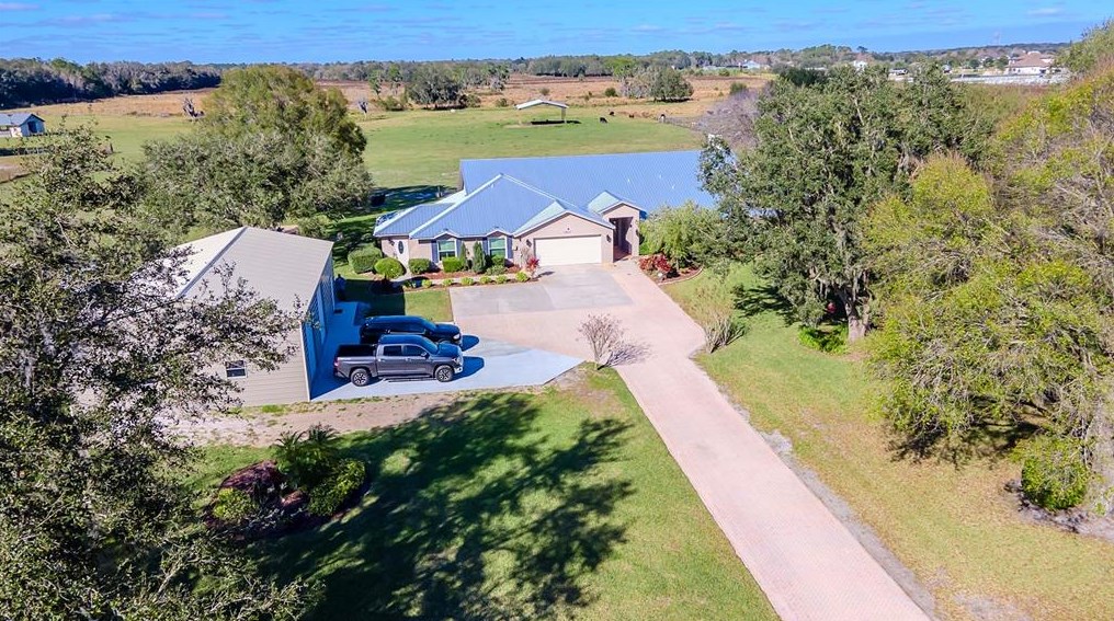 12011 Browning Rd, Lithia FL 33547-2850 exterior