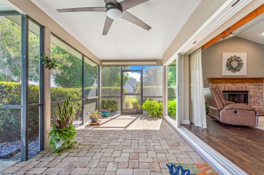 12011 Browning Rd, Lithia FL 33547-2850 exterior