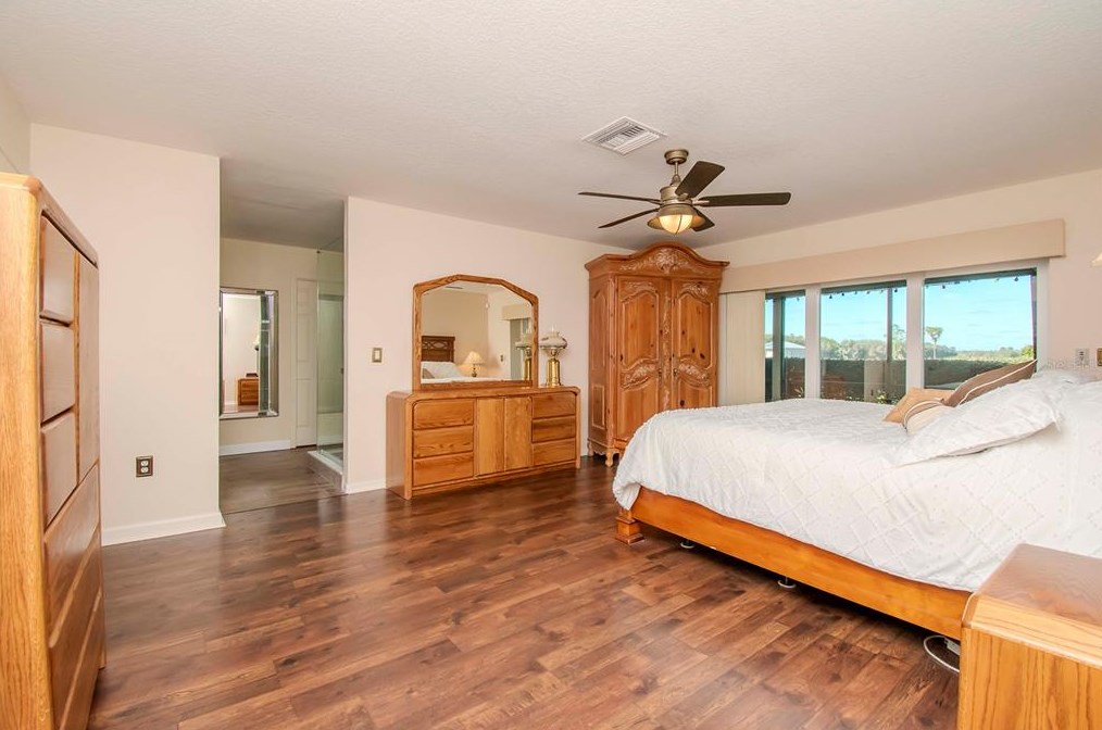 12011 Browning Rd, Lithia FL 33547-2850 exterior