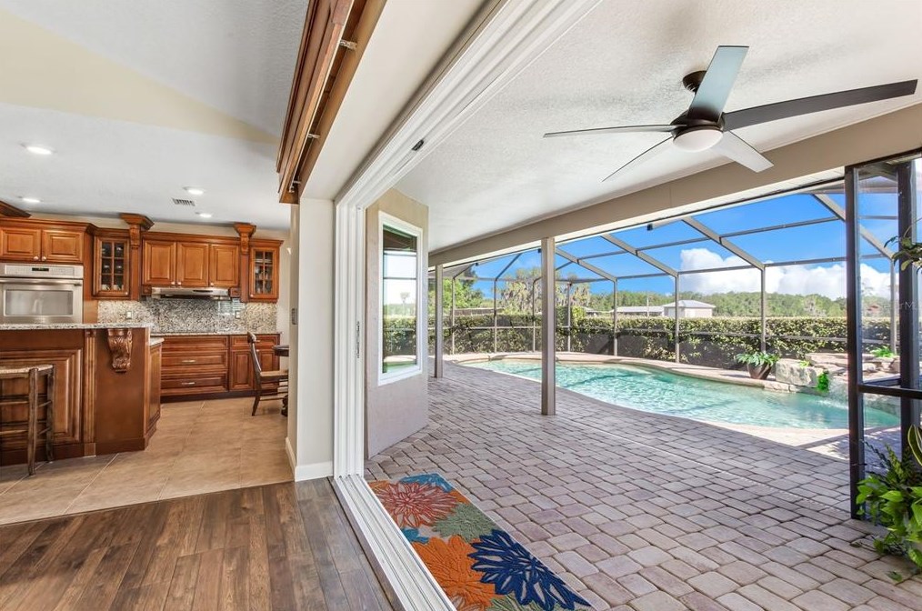 12011 Browning Rd, Lithia FL 33547-2850 exterior