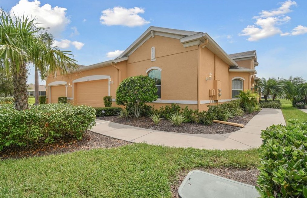 2329 Nottingham Greens Dr #2, Ruskin, FL 33573