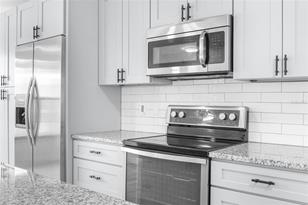 7252 Isle Dr - Photo 6