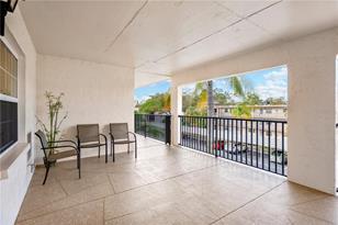 845 Maple Ct - Photo 4