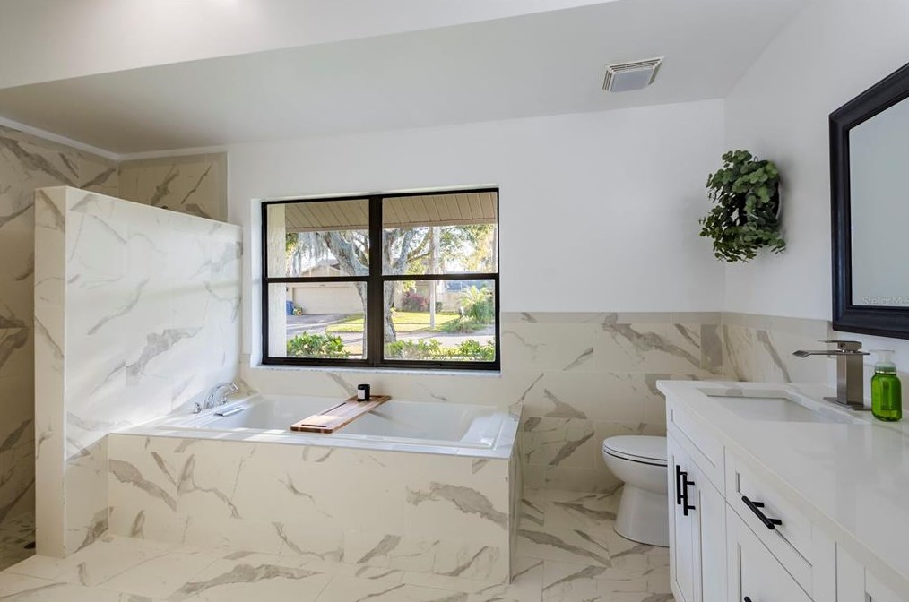 6305 Forrestal Dr, Tampa FL  33625-1612 exterior