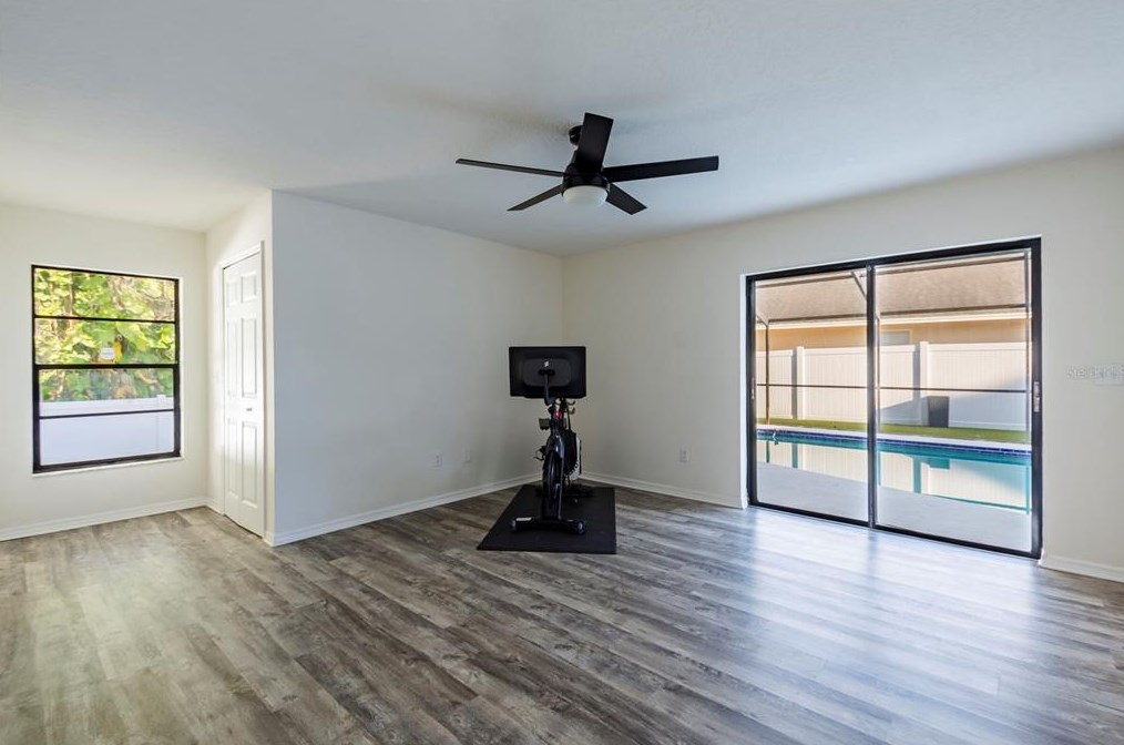 6305 Forrestal Dr, Tampa FL  33625-1612 exterior