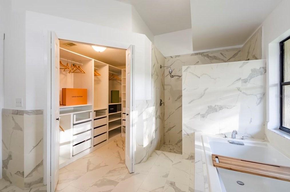 6305 Forrestal Dr, Tampa FL  33625-1612 exterior