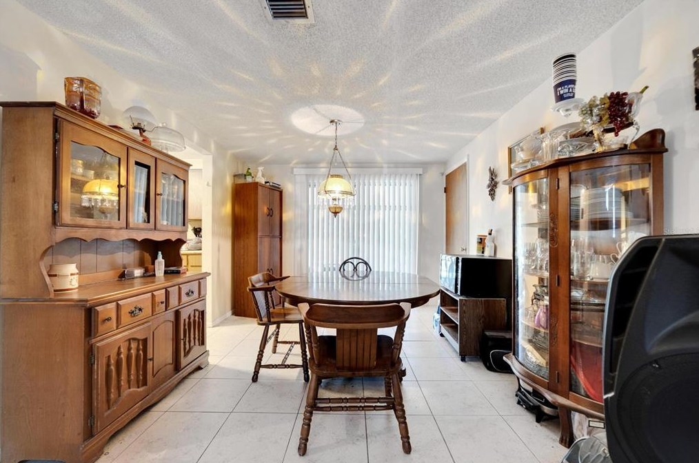 3807 Norfolk St, Tampa FL 33610-1131 exterior