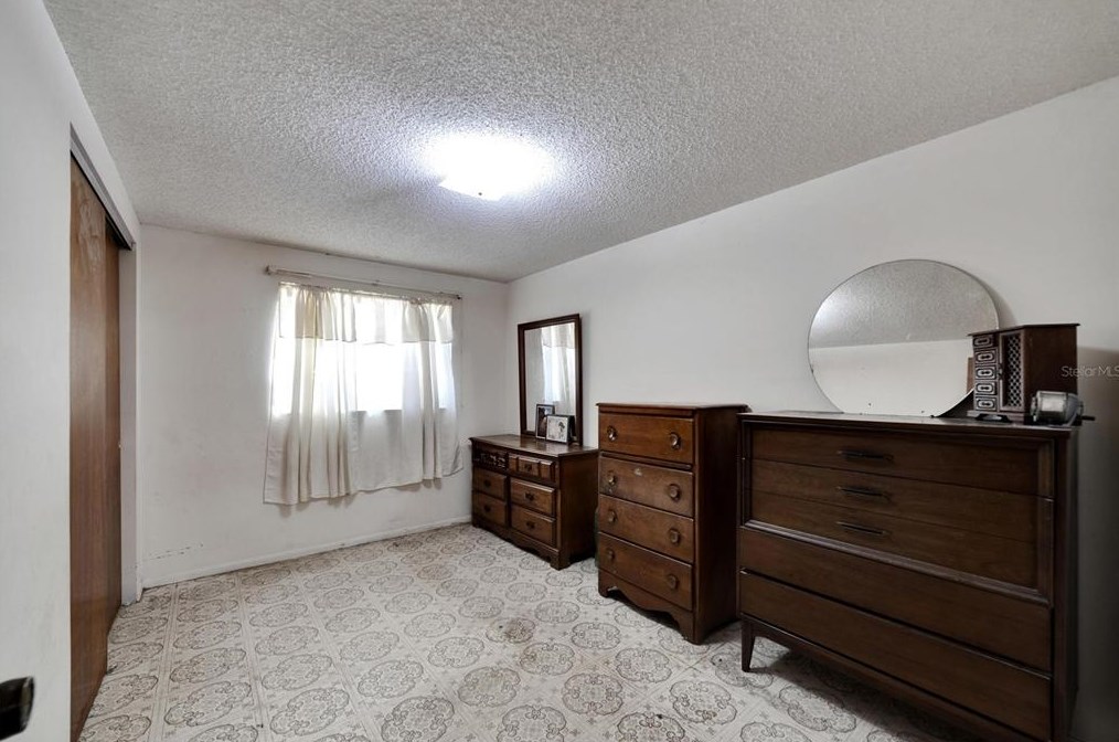 3807 Norfolk St, Tampa FL 33610-1131 exterior