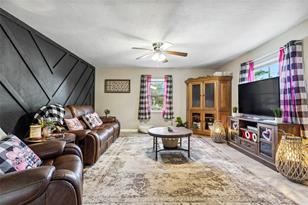 1145 Fleming Ave - Photo 4