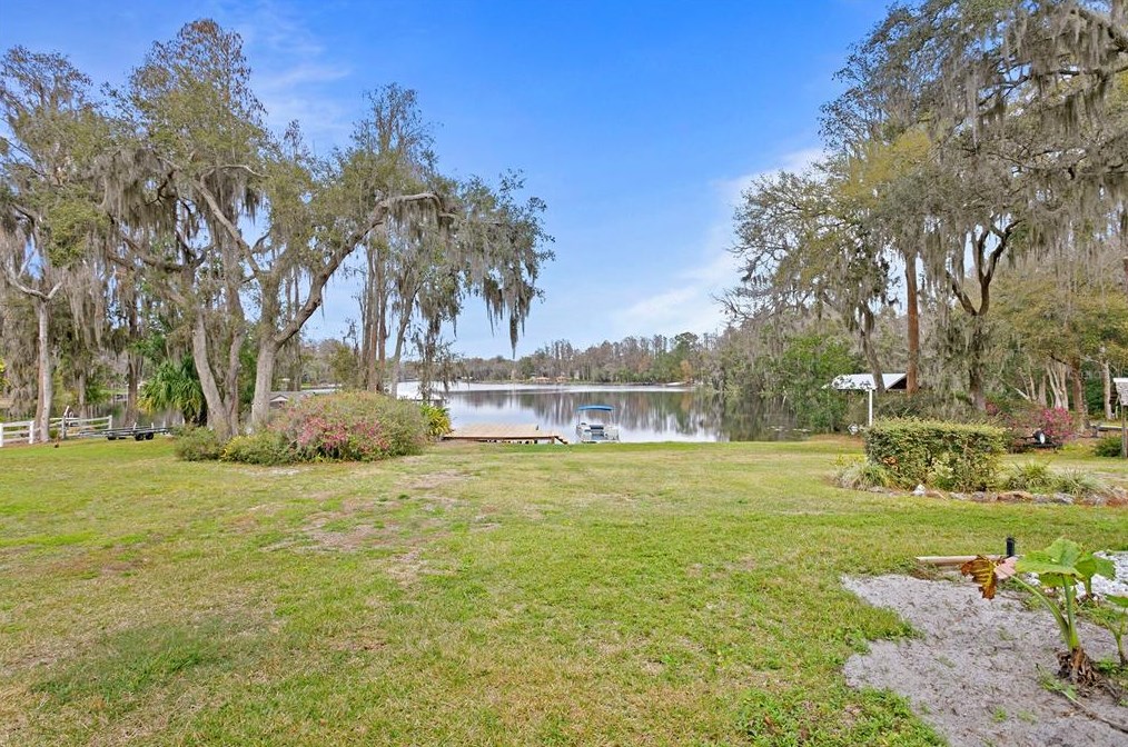 8535 Old Country Rd, Odessa FL  33556-4227 exterior