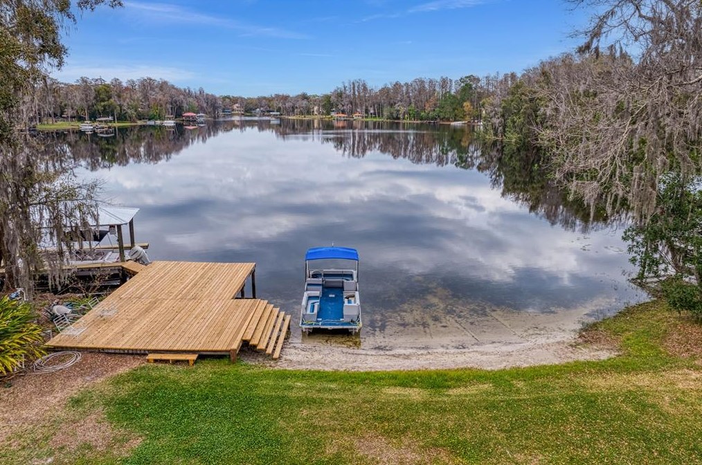 8535 Old Country Rd, Odessa FL  33556-4227 exterior