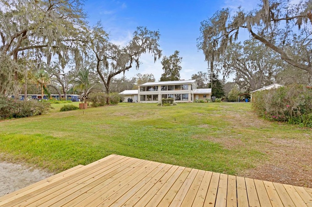 8535 Old Country Rd, Odessa FL  33556-4227 exterior