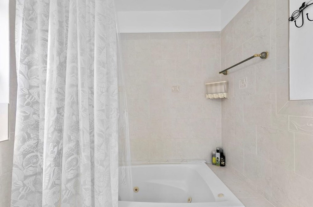 8535 Old Country Rd, Odessa FL  33556-4227 exterior