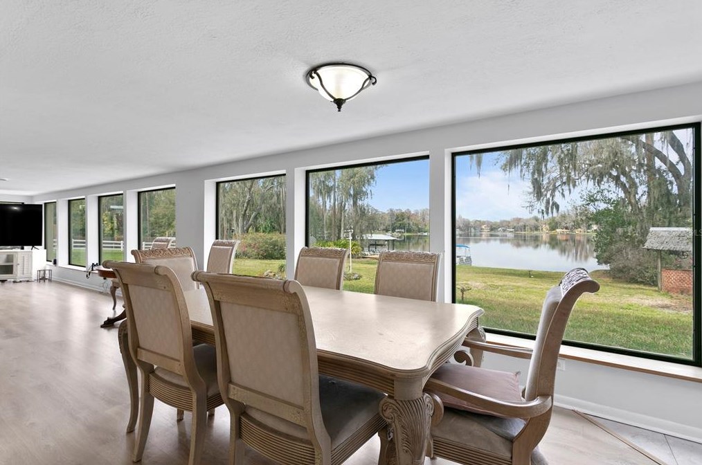 8535 Old Country Rd, Odessa FL  33556-4227 exterior