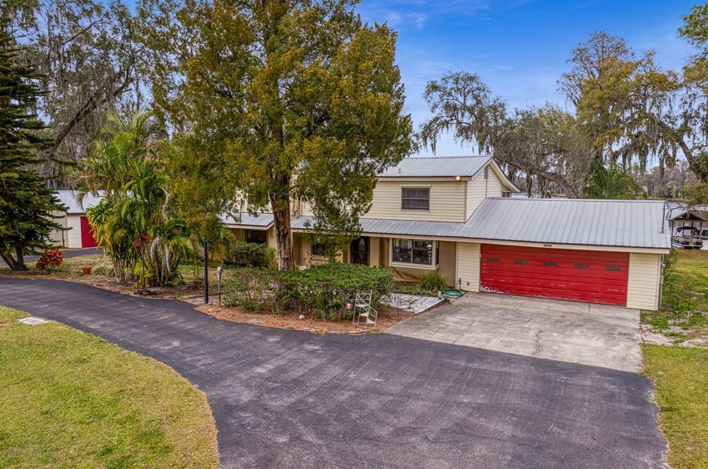 8535 Old Country Rd, Odessa FL  33556-4227 exterior