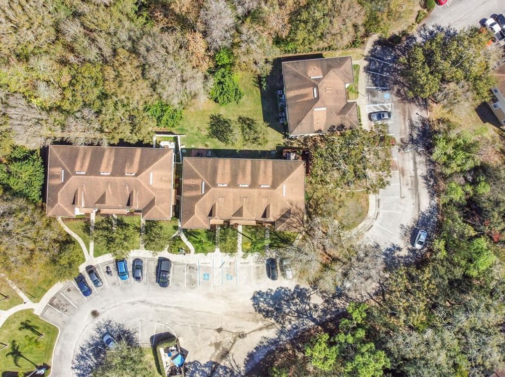 2035 Fiesta Ridge Ct, Tampa FL  33604-7702 exterior