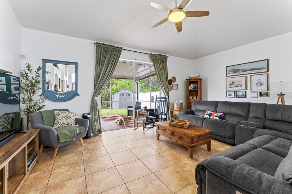 1111 Crimson Clover Ln, Zephyrhills FL  33543-6592 exterior